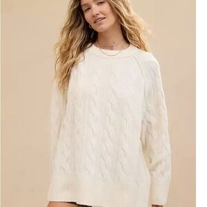 Aerie Cream Oversized Cable Knit Sweater PTP 22-29